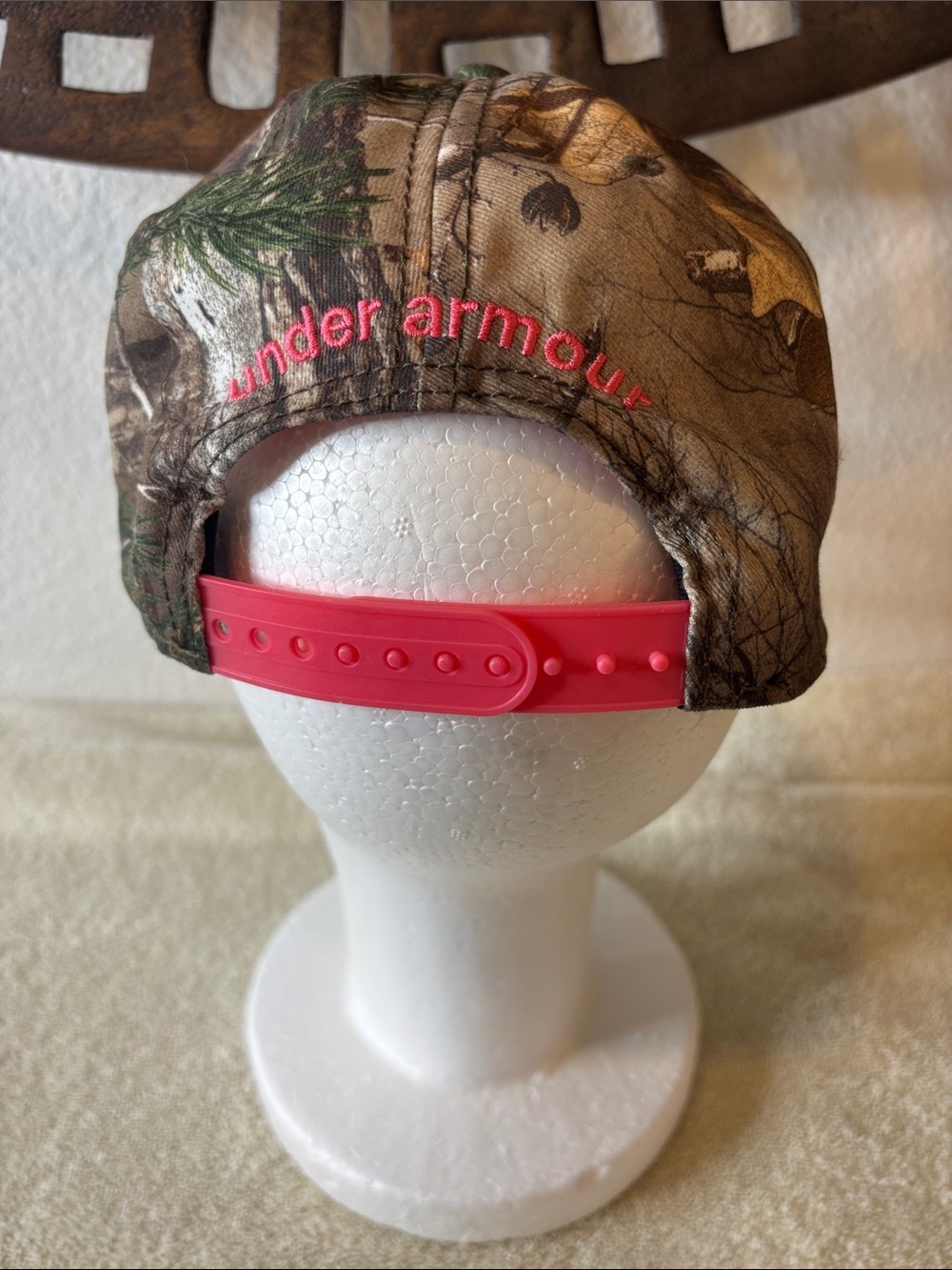 🩷 Under Armour Realtree Camo Hat Women’s Adjustable Pink Logo Hunting Cap 🩷 - Picture 3 of 7